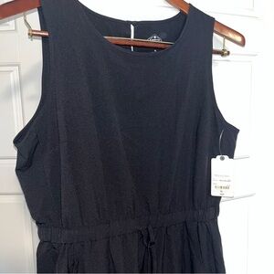 NWT St. John Bay Active Dress, Black, Petite Large